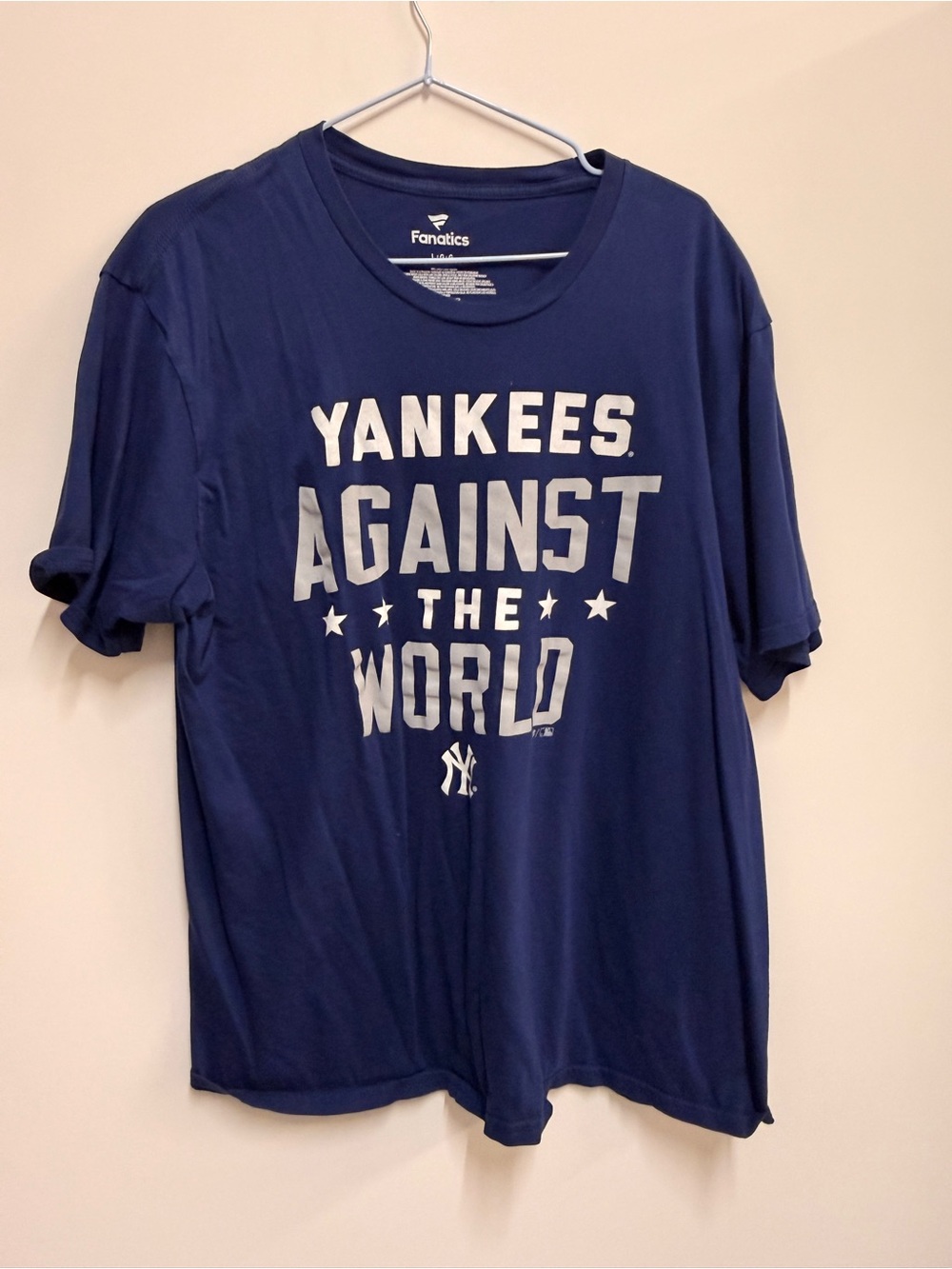Fanatics Navy Yankees "Against The World" Short Sleeve Tee